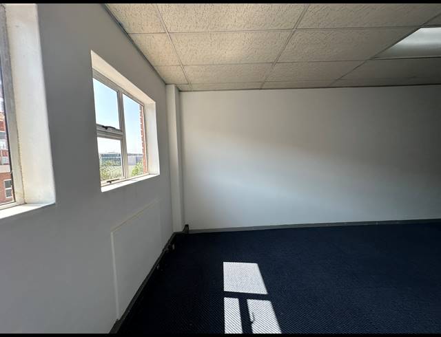 50.50M² OFFICE TO LET IN CENTURION CENTRAL